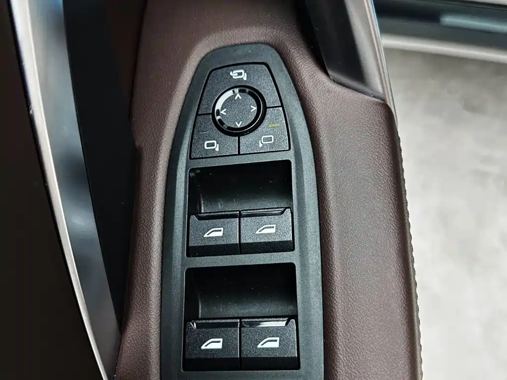 BMW X1 2023 sDrive20Li X Design Package фото 16