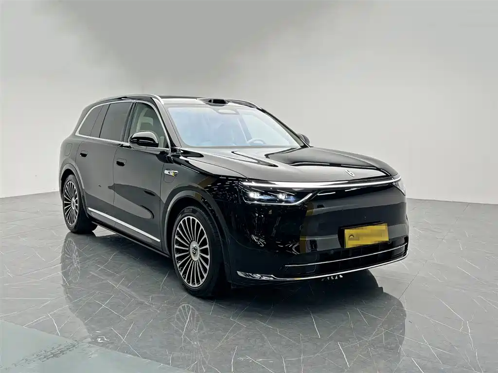 AITO Wenjie AITO M8 2025 Model Extended Range Max+ Edition 53.4kWh 6-Seater фото 7
