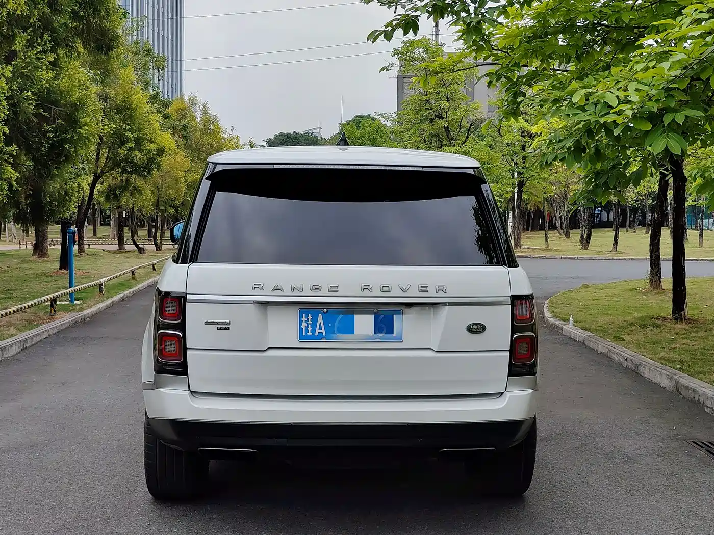 Land Rover Range Rover 2014 3.0 SC V6 Vogue фото 5