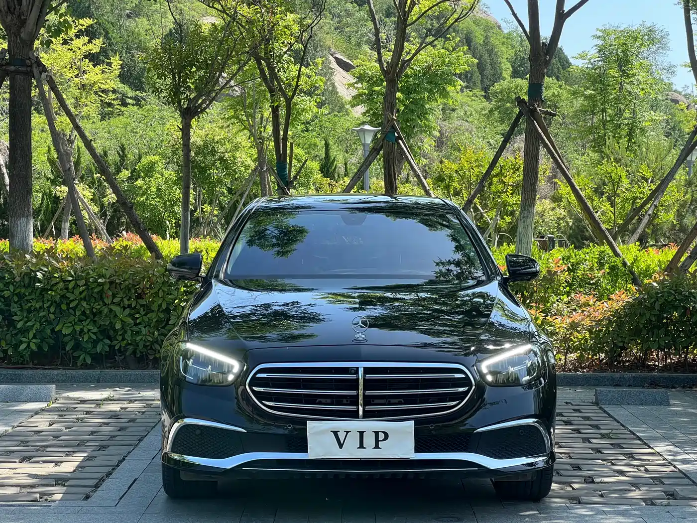 Mercedes-Benz E-Class 2023 E 300 L Fashion фото 2