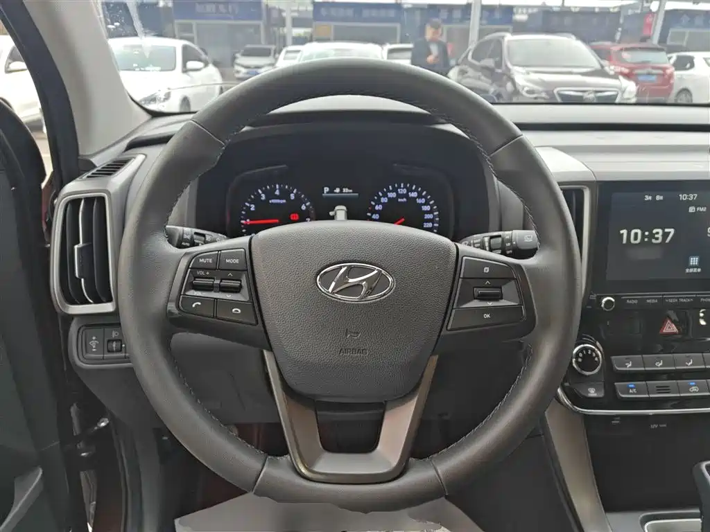 Hyundai Beijing Hyundai ix35 2019 2.0L Automatic 2WD Zhiyong·Enjoy China V фото 6