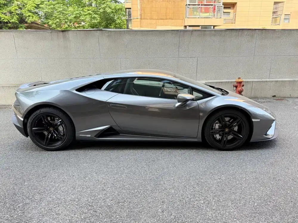 Lamborghini Huracán 2020 Huracán EVO RWD фото 18