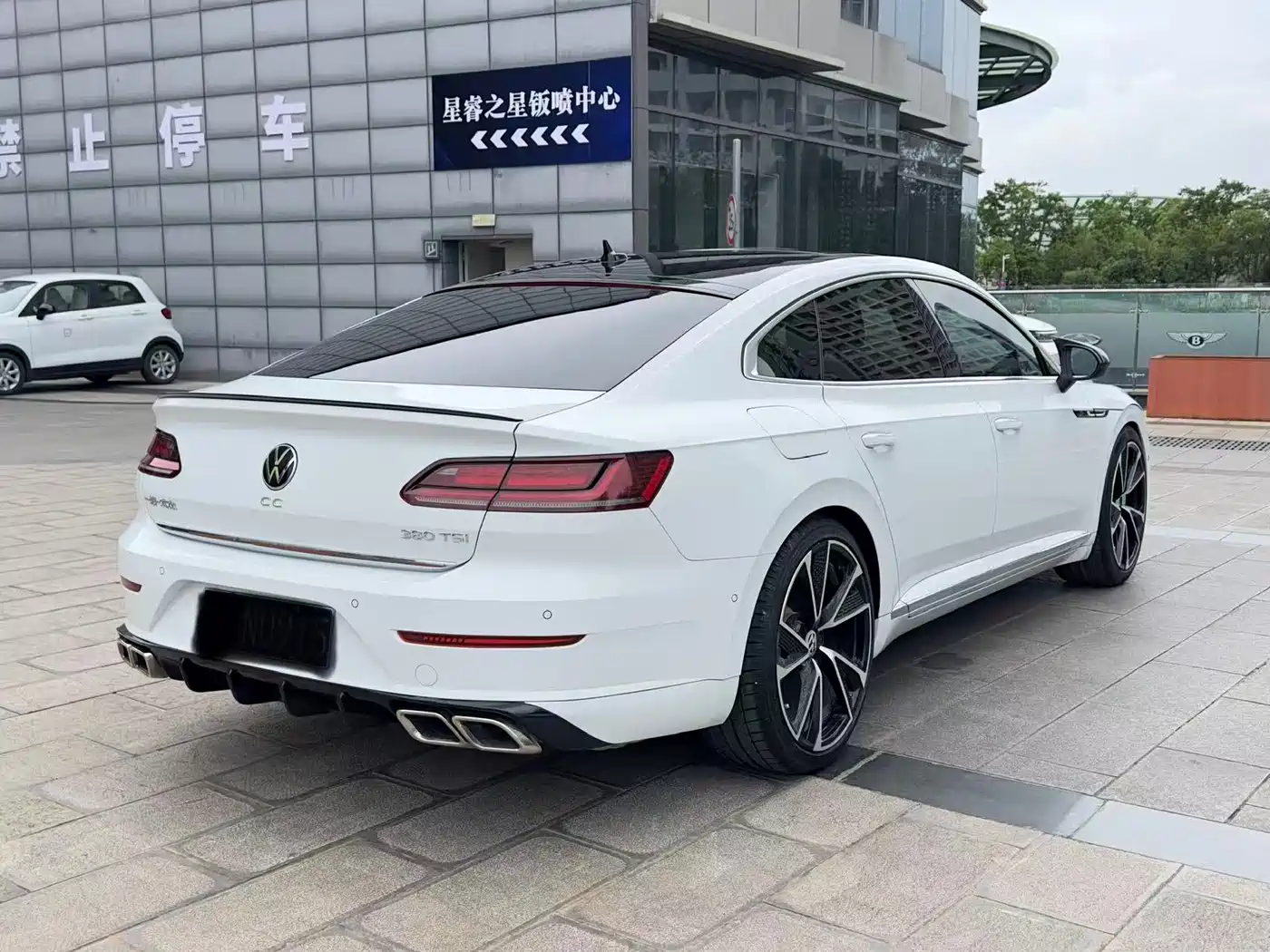 Volkswagen FAW-Volkswagen CC 2021 380TSI Eye-catching Edition фото 18