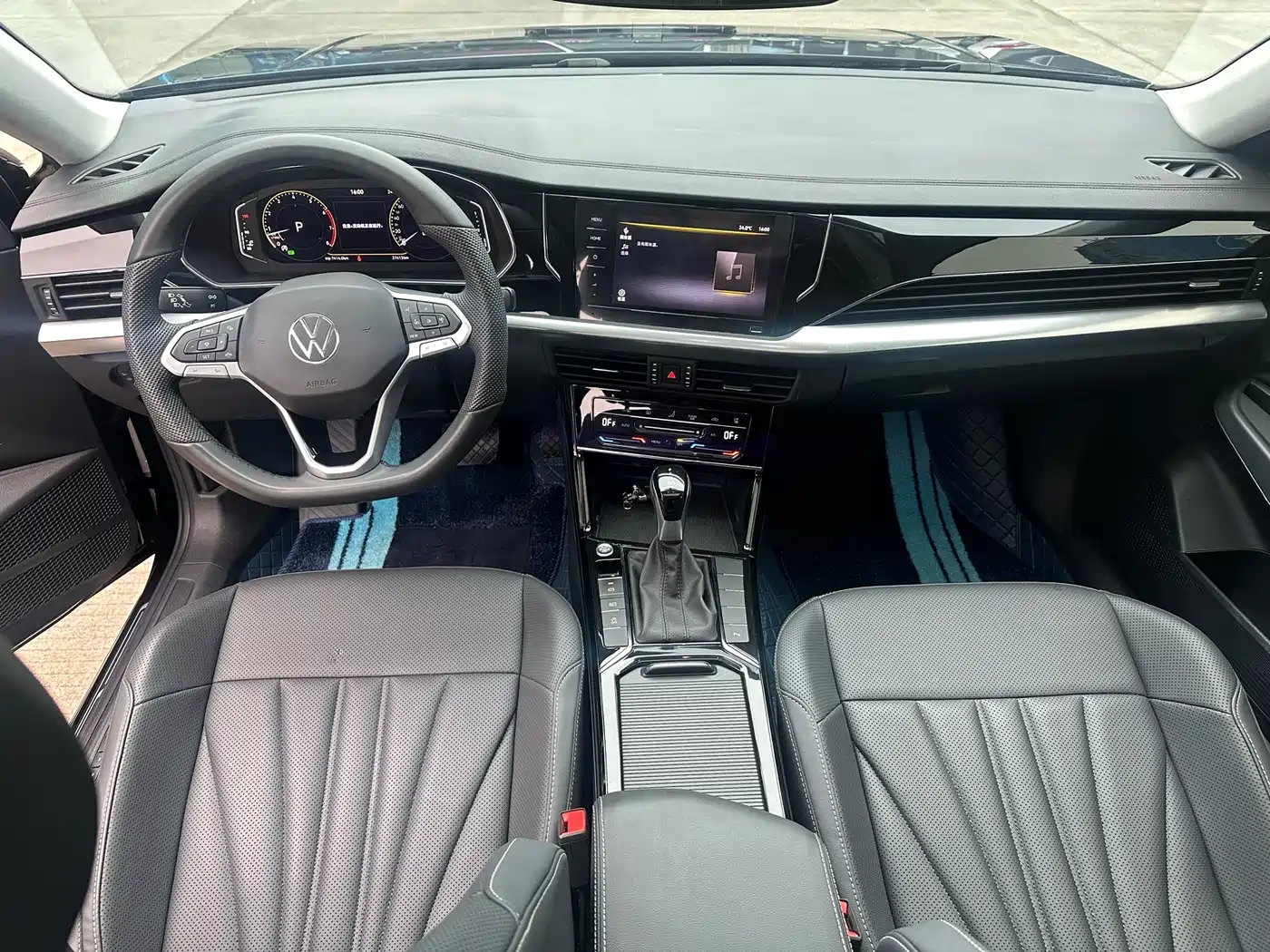 Volkswagen Passat 2025 Outstanding 380TSI Starlight Dragon Soaring Edition фото 7