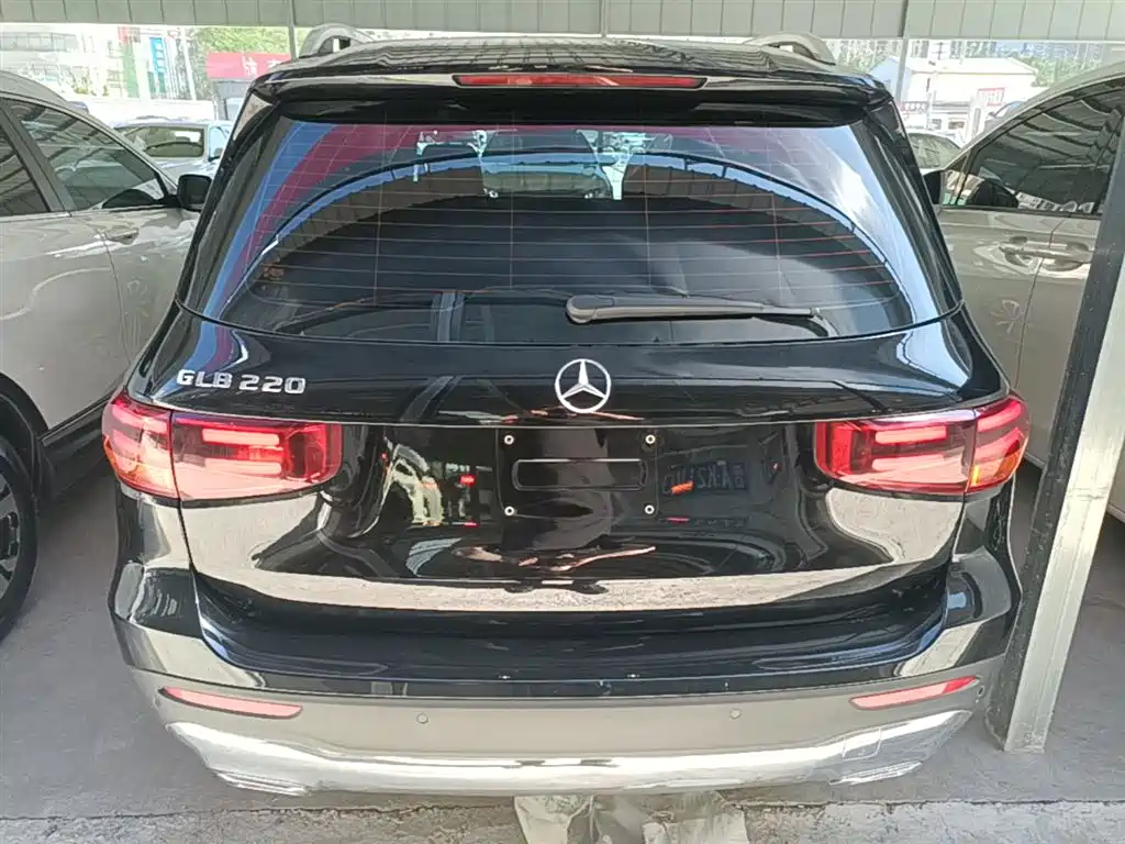 Mercedes-Benz GLB 2024 GLB 220 Fashion фото 6