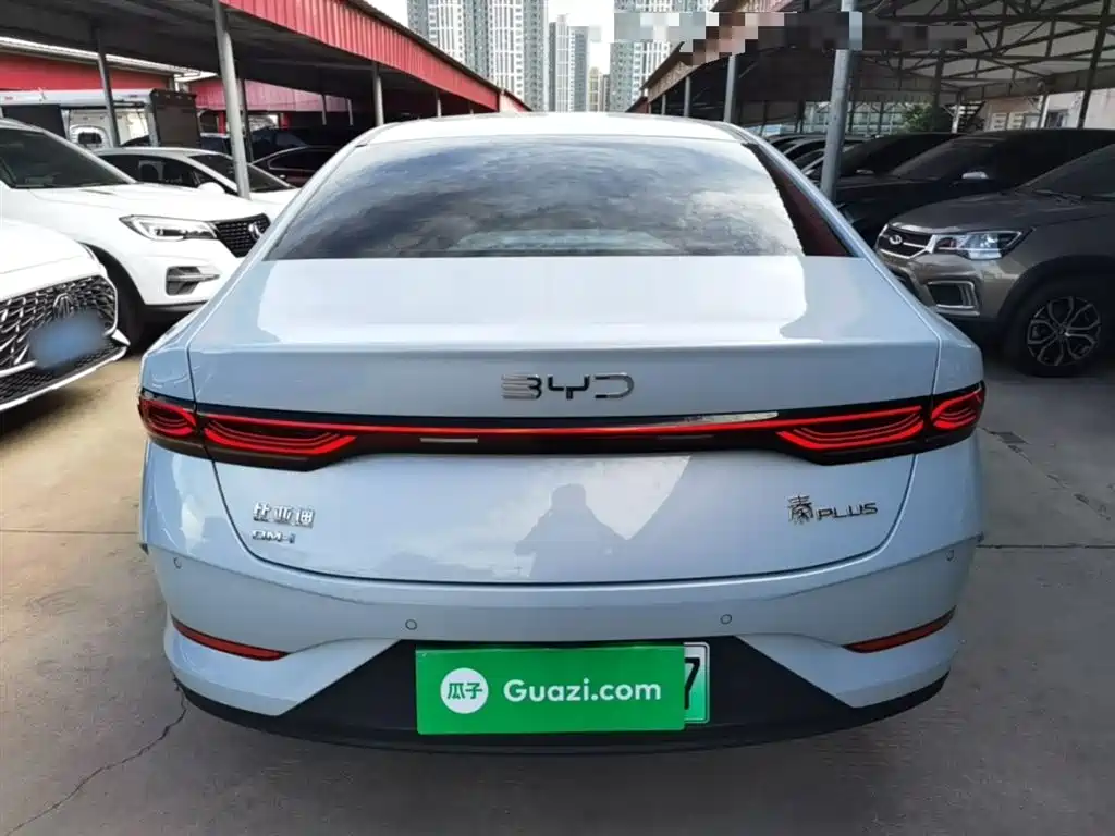 BYD Qin PLUS 2025 DM-i Smart Drive 55KM Leader фото 6