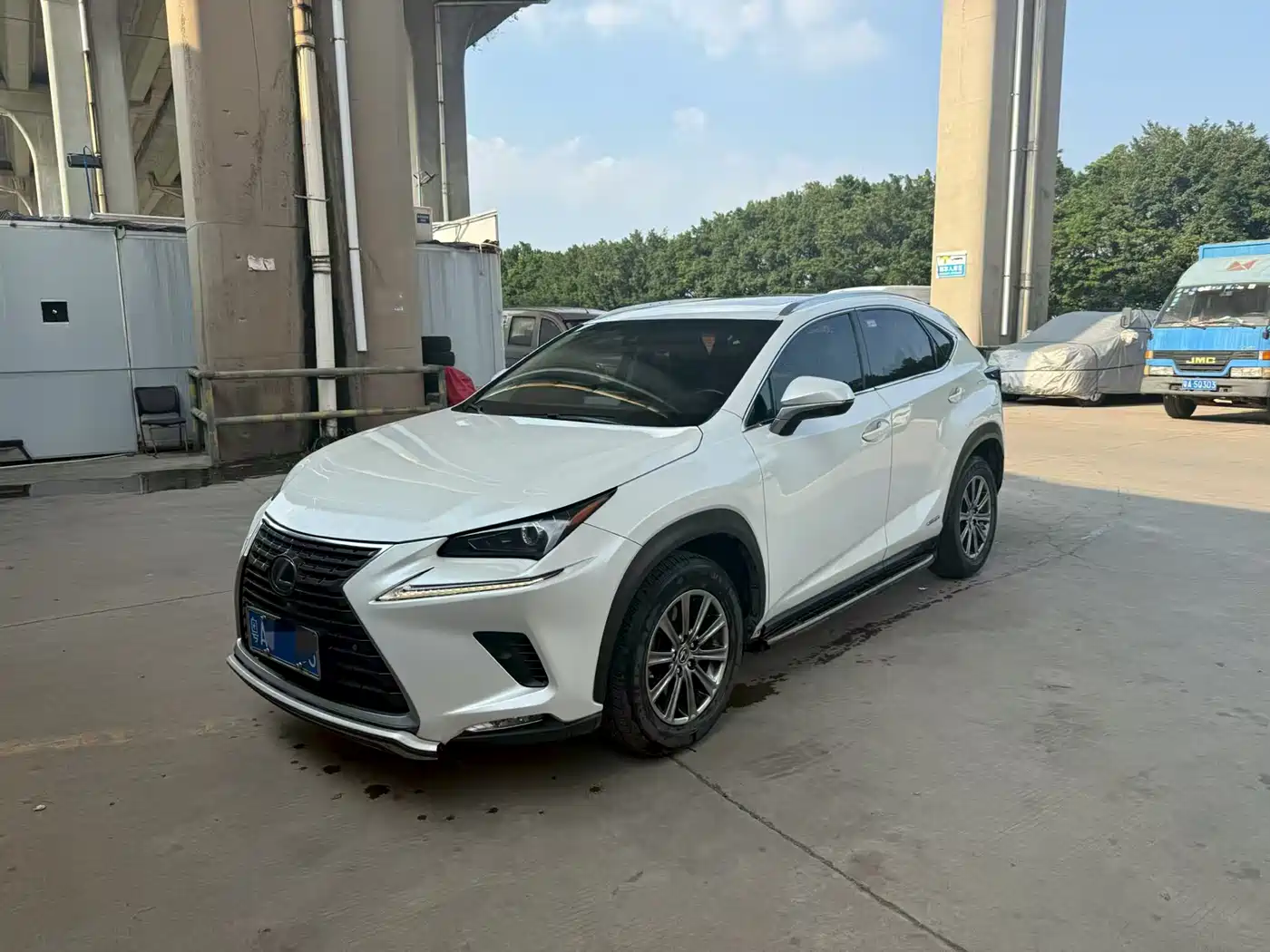 Lexus NX 2018 Model 300h FWD Fengshang Edition China V