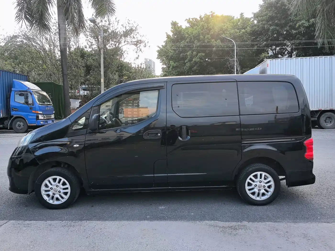Nissan NV200 2013 2013 1.6L Premium (China IV)