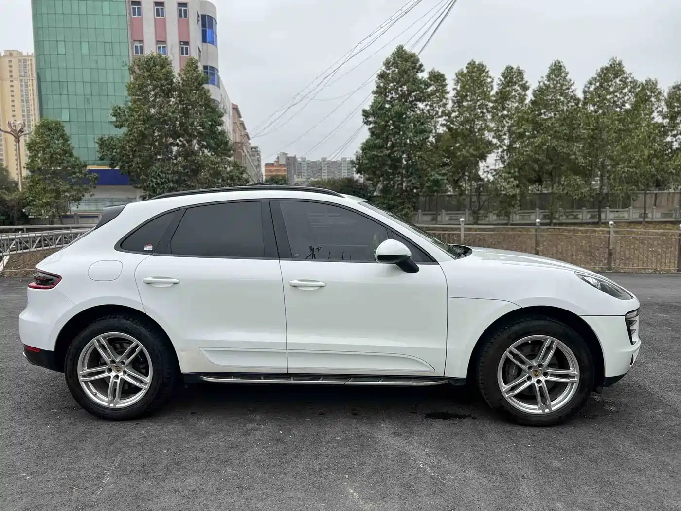 Porsche Macan 2016 Macan 2.0T фото 25