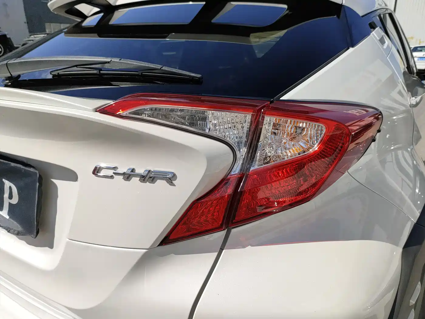 Photo 16 - Toyota C-HR