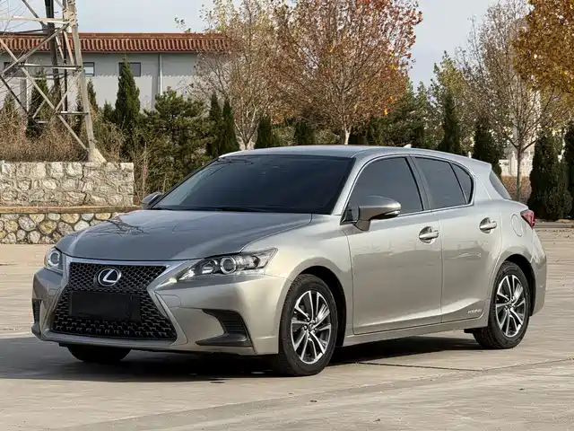 LEXUS CT
