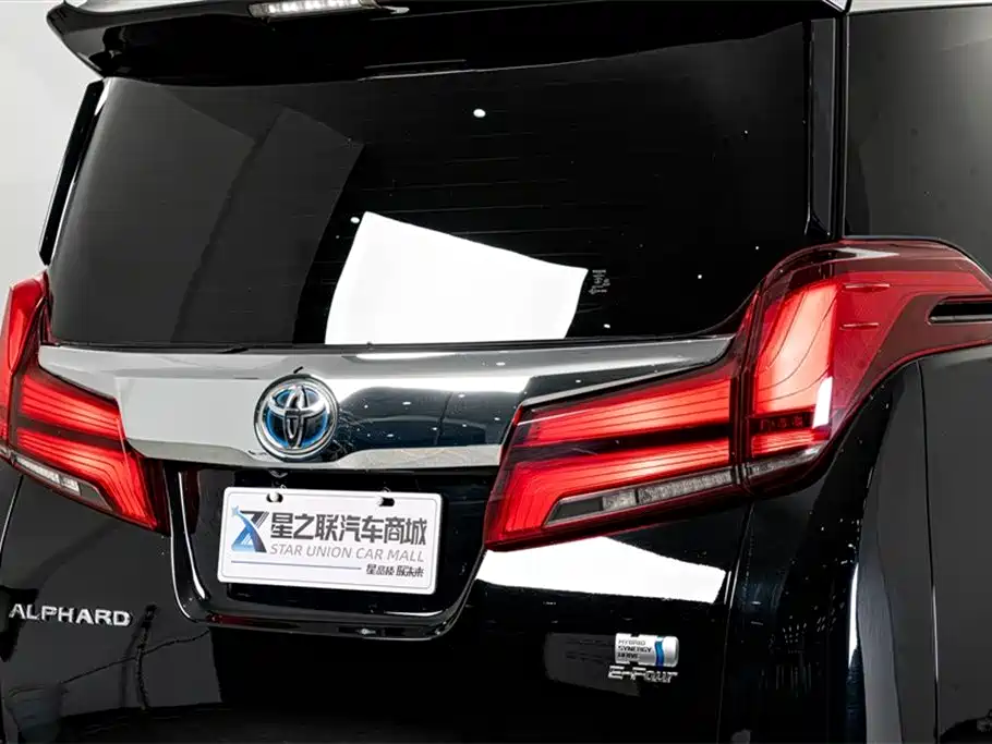 Toyota Alphard 2021 Hybrid 2.5L Luxury фото 8