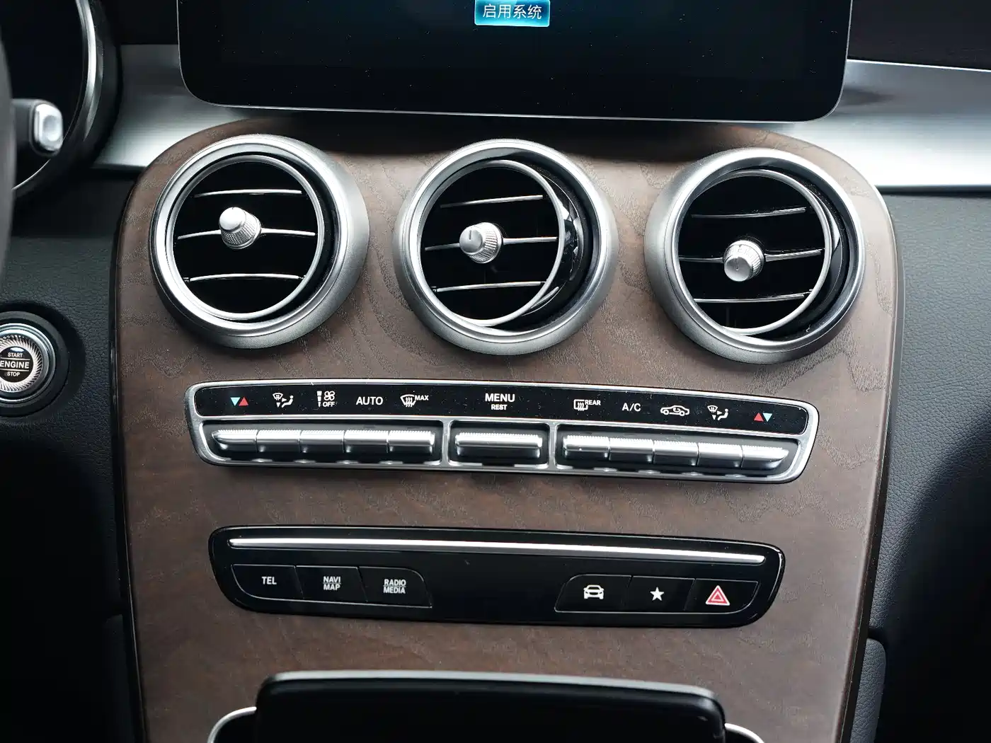 Mercedes-Benz GLC 2022 Facelift II GLC 260 L 4MATIC Luxury фото 14