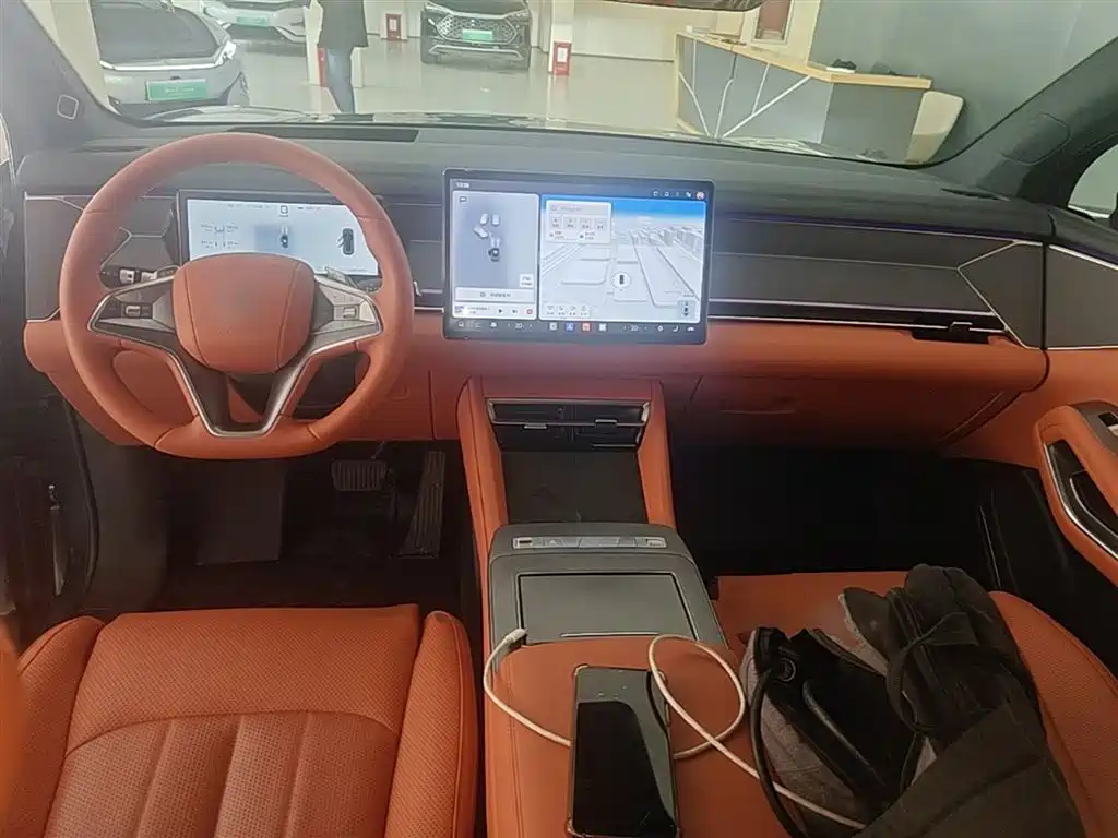BYD Tang L 2025 DM 175KM Drone Player Edition фото 10