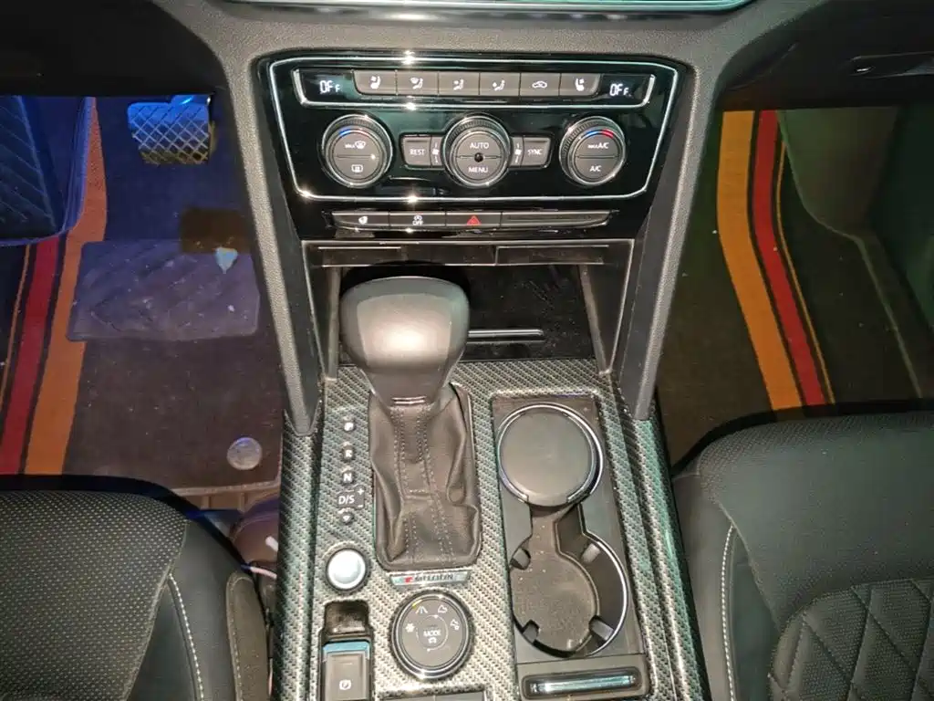 Volkswagen Teramont 2019 530 V6 AWD Flagship Edition China V фото 14