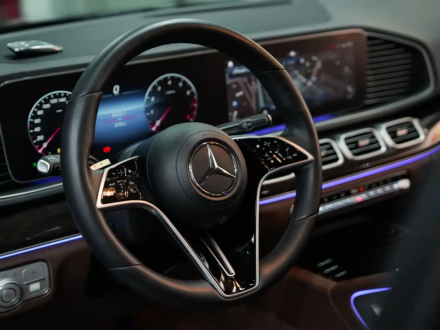 Mercedes-Benz GLE 2024 GLE 350 4MATIC Fashion фото 13