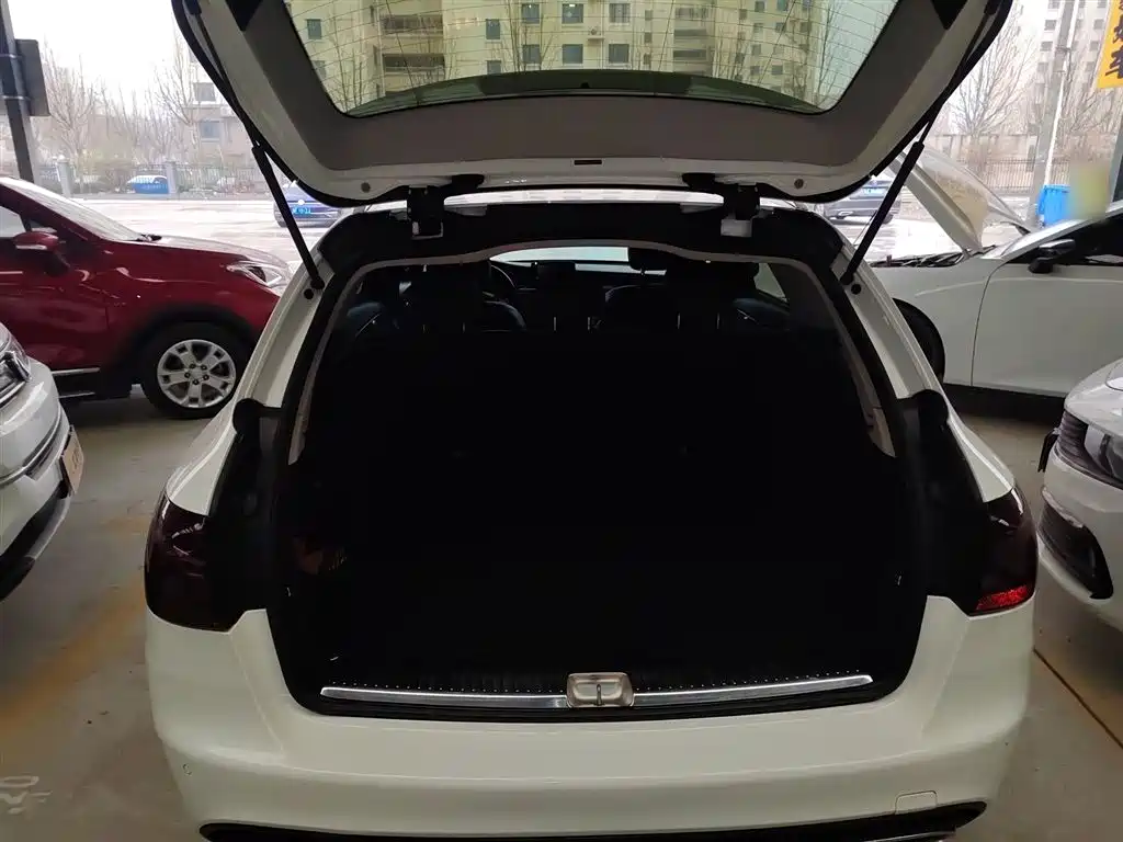 Mercedes-Benz C-Class (Import) 2015 C 200 Estate фото 15