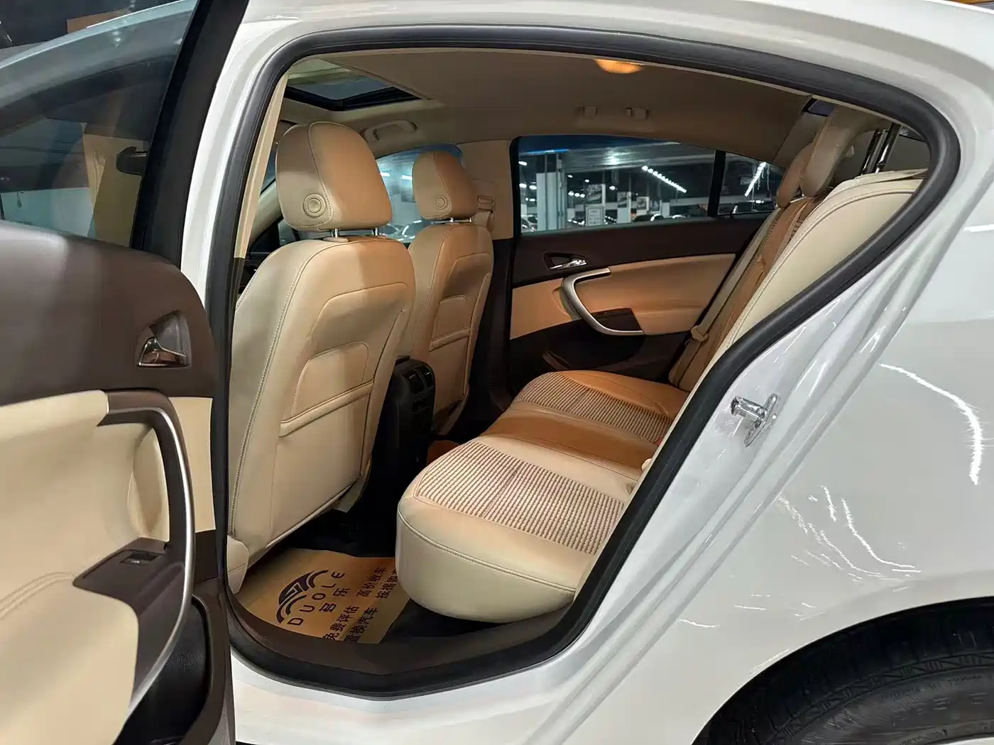 Buick Regal 2015 2.0L Leading Fashion Model фото 6