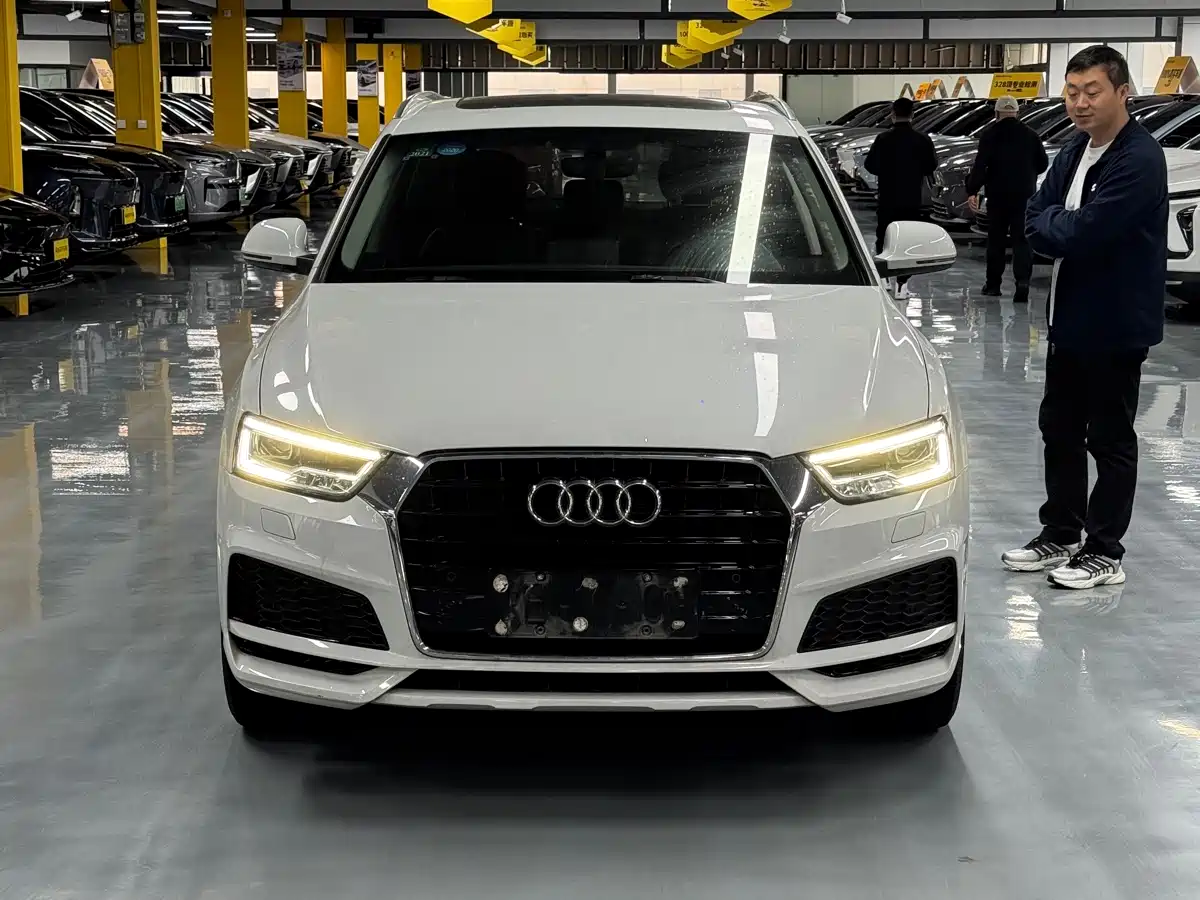 Audi Q3 2018 30 TFSI Fashion Collector's Edition фото 2