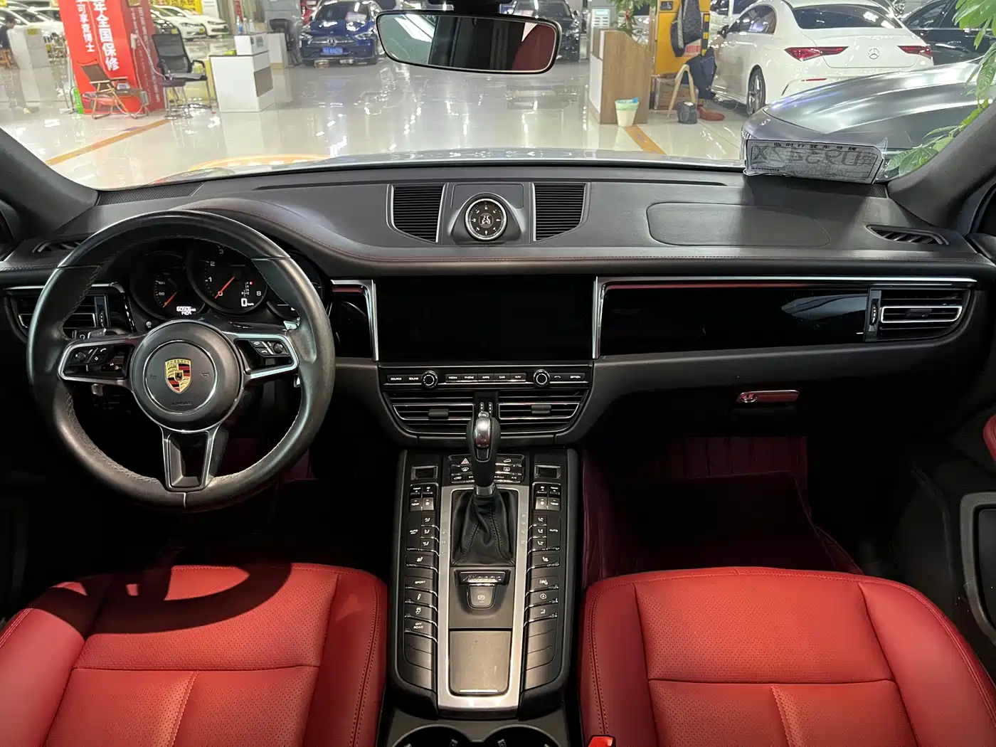 Porsche Macan 2021 Macan 2.0T фото 5