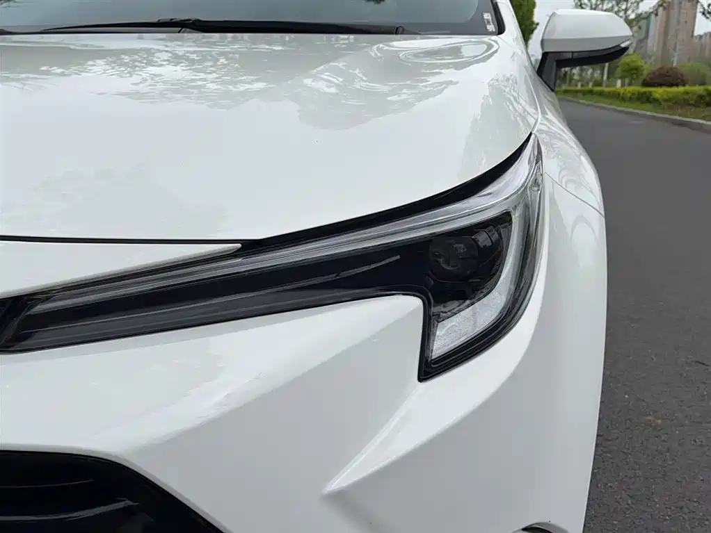 Toyota Levin 2023 Smart Hybrid 1.8L Luxury фото 21
