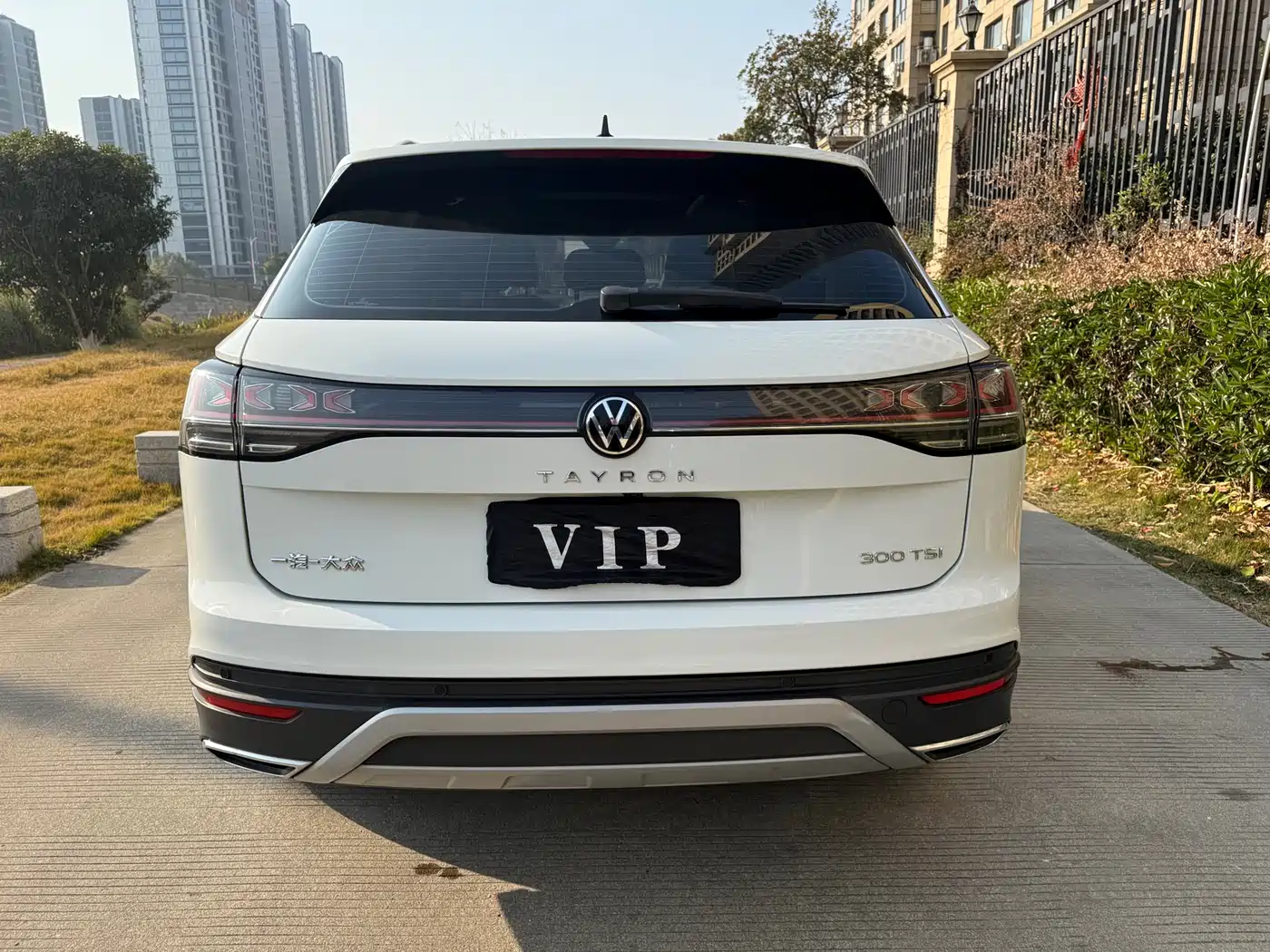 Volkswagen Tayron 2023 300TSI 2WD Luxury Plus Advanced Edition фото 10
