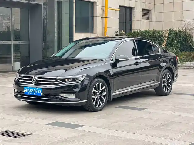 Volkswagen Magotan 330TSI DSG, 30 Юбилейная серия