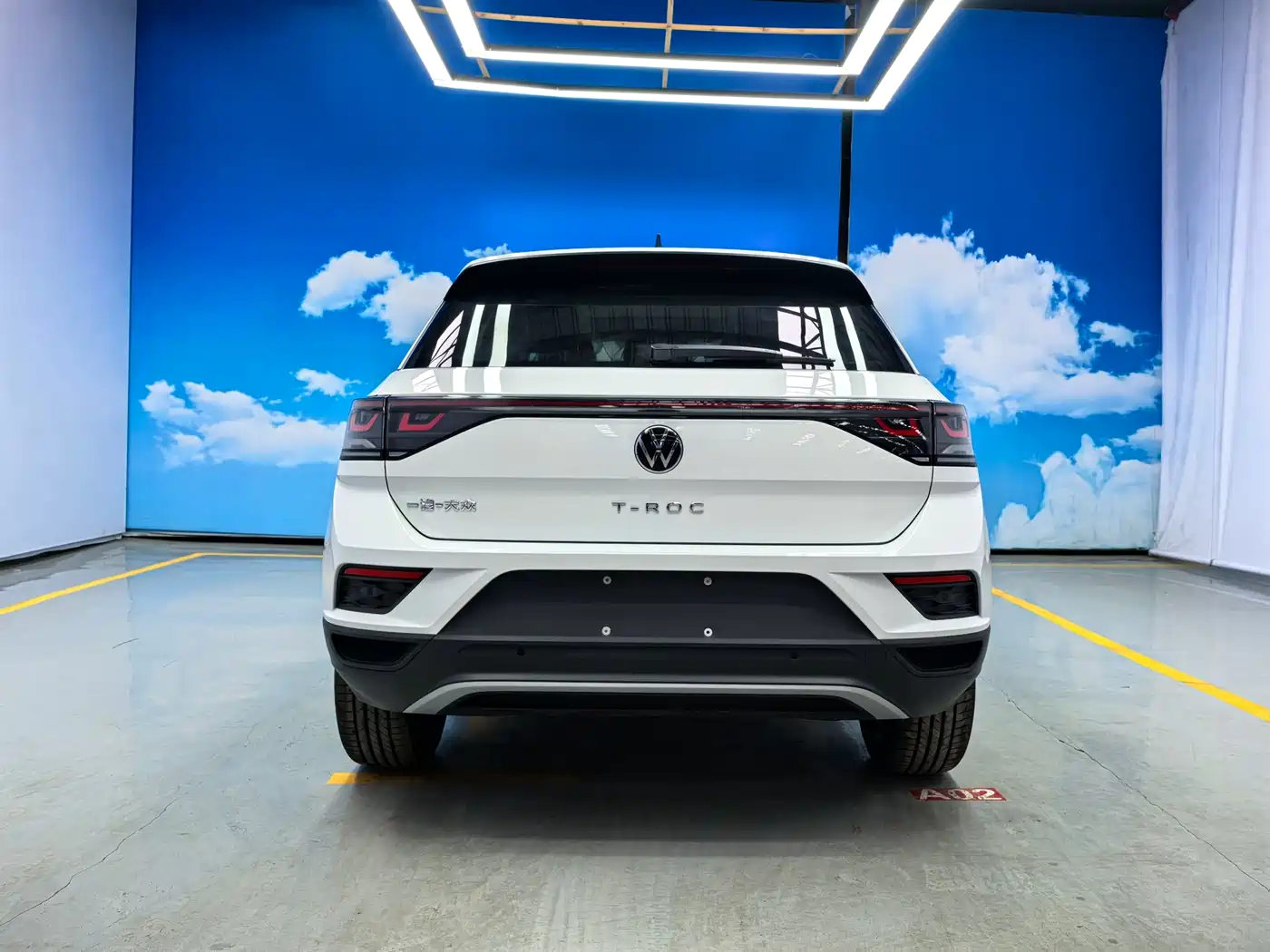 VOLKSWAGEN T-ROC EXPLORING SONGS