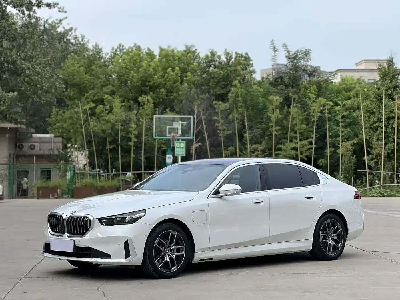 BMW i5 2024 2024 eDrive 35L Luxury Package
