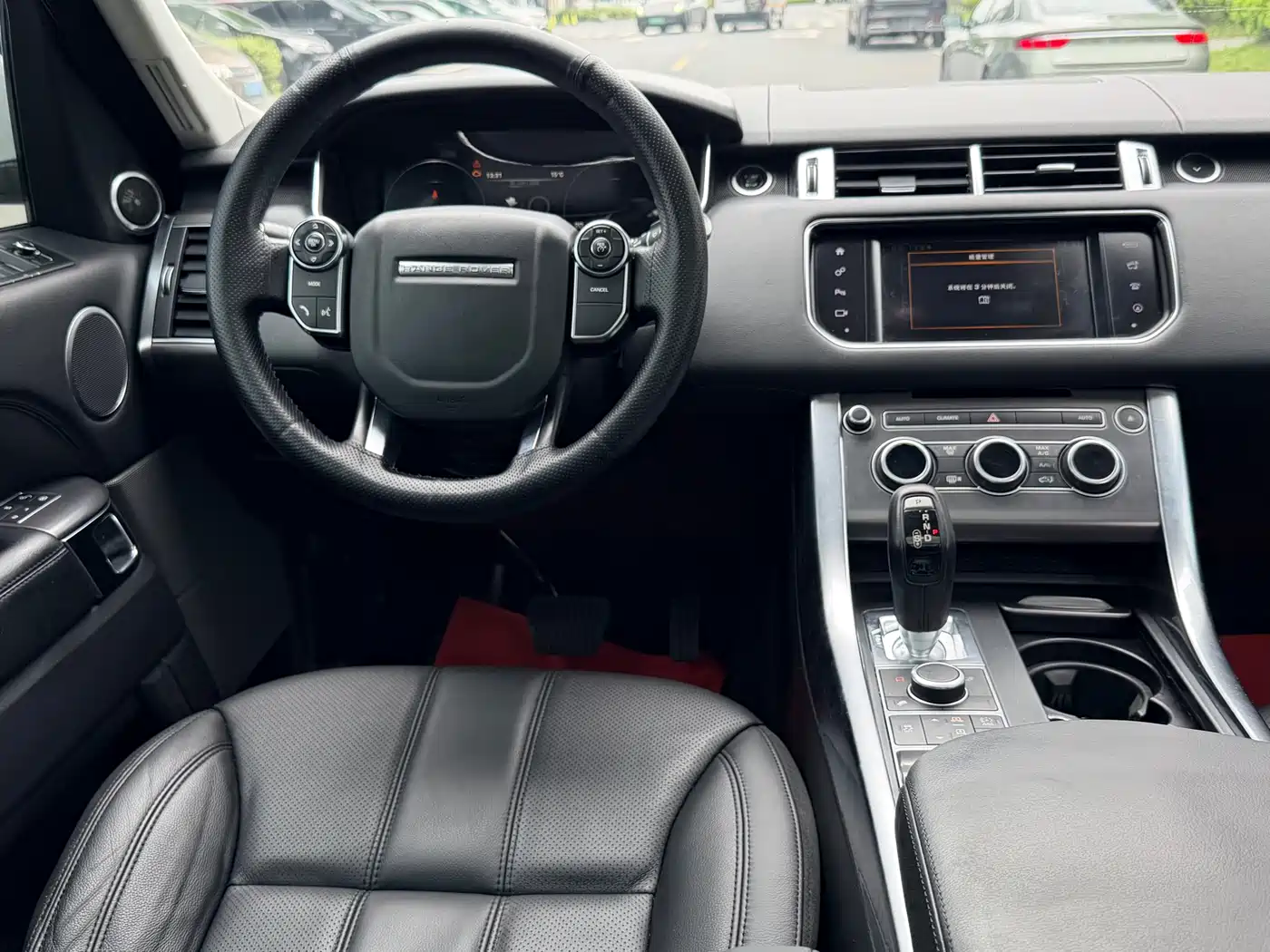 Land Rover Range Rover Sport 2016 Model 3.0 SC V6 SE фото 13
