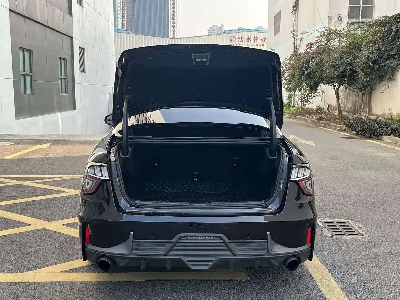 Lynk & Co 03 2018 1.5TD DCT Power Pro Version China V фото 9