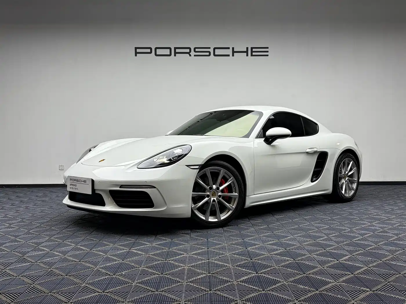 Porsche 718 2022 Cayman 2.0T