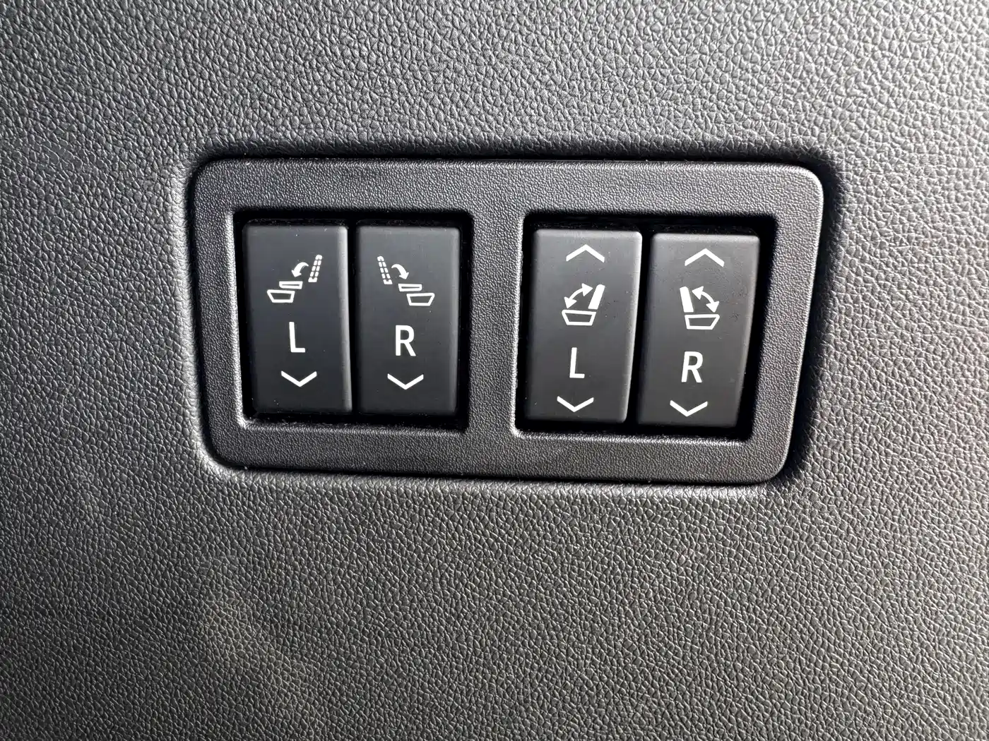 Chevrolet Trailblazer 2021 2020 650T 7-seater Power Edition