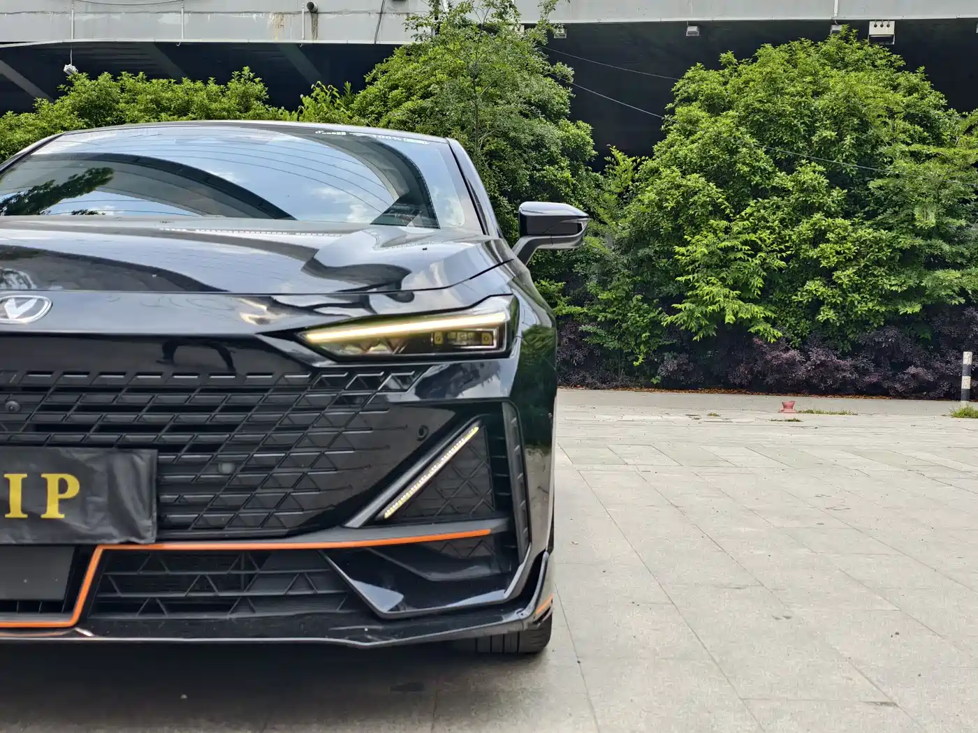 CHANGAN UNI-V