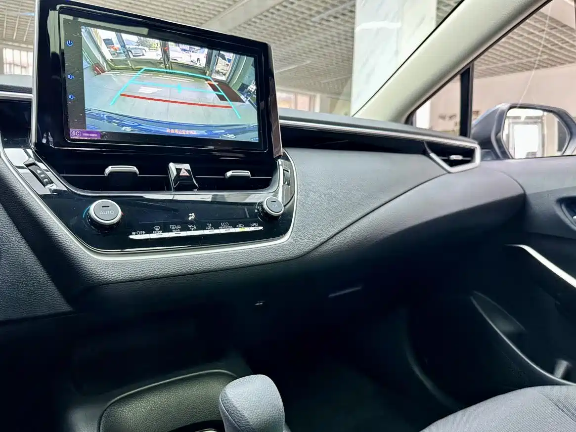 Toyota Corolla 2023 1.8L Smart Hybrid Dual Engine Pioneer Edition фото 18