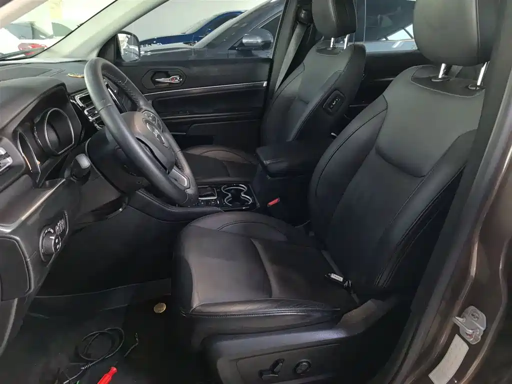 Jeep Commander 2020 2018 2.0T 4WD Ultimate Version China V