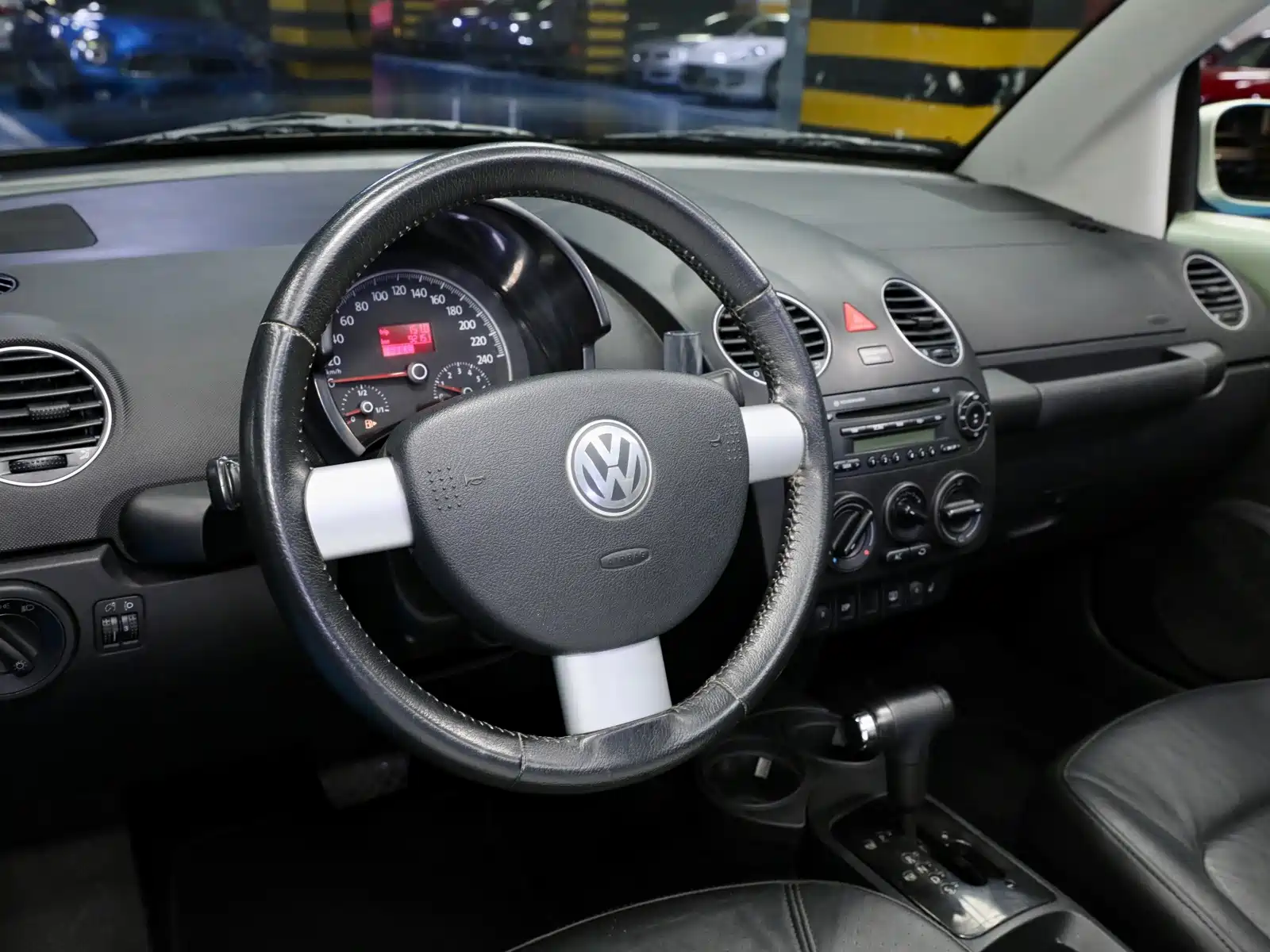 Фото 10 - Volkswagen Beetle