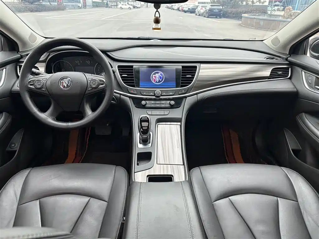 Buick LaCrosse 2022 652T Luxury фото 24
