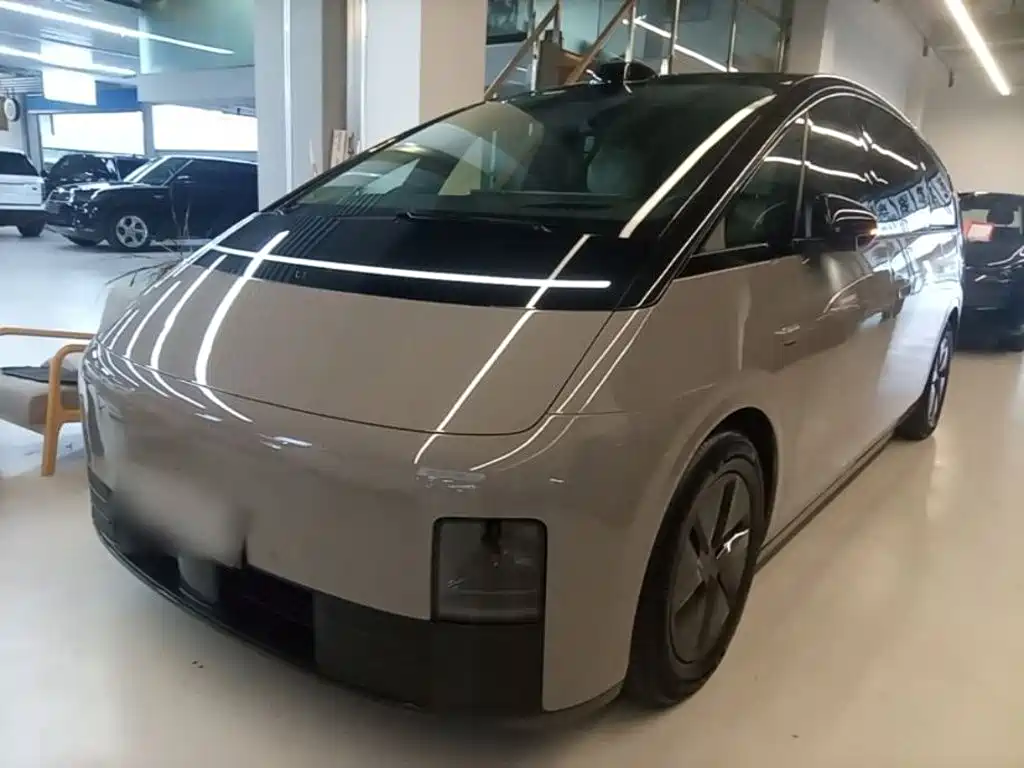 Li Auto MEGA 2024