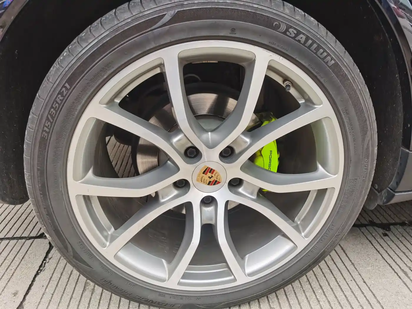 PORSCHE CAYENNE NEW ENERGY
