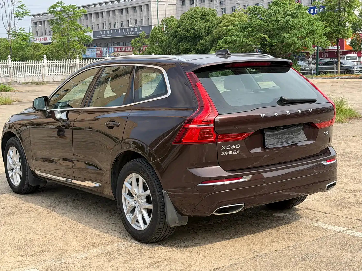 VOLVO XC60