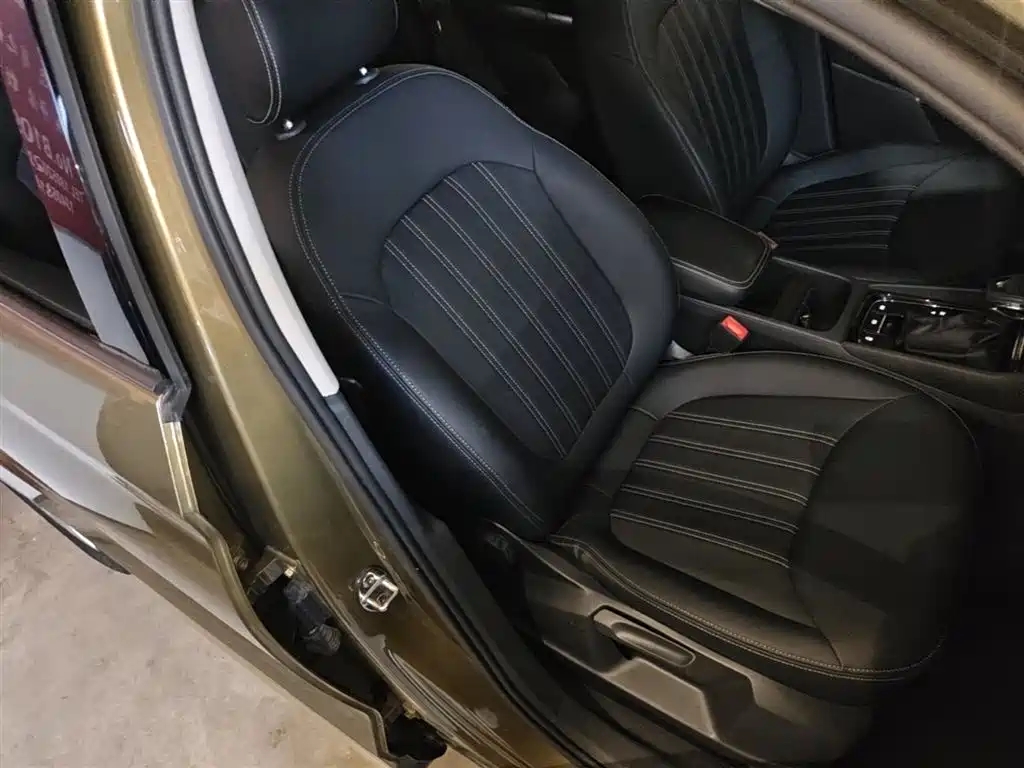 Škoda Kodiaq 2018 TSI330 5-seat FWD Comfort фото 25
