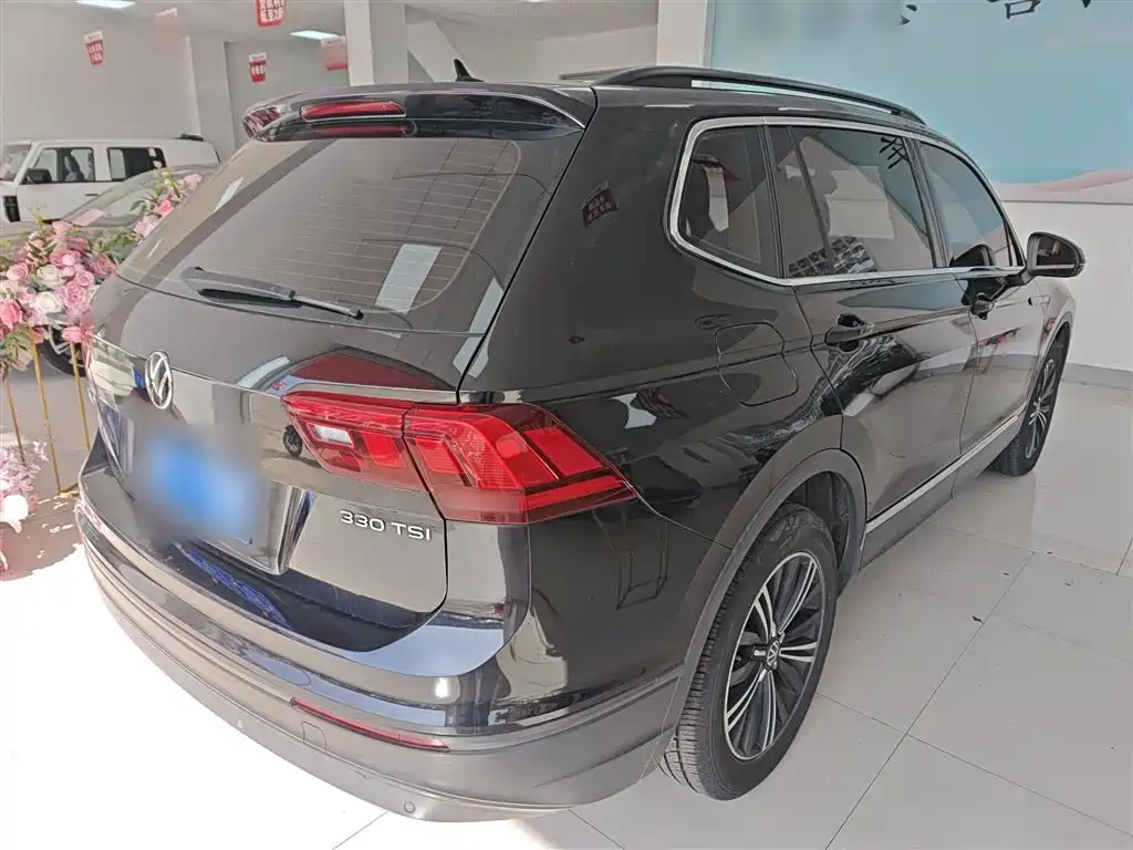 Volkswagen Tiguan L 2021 330TSI Automatic 2WD Comfort фото 5
