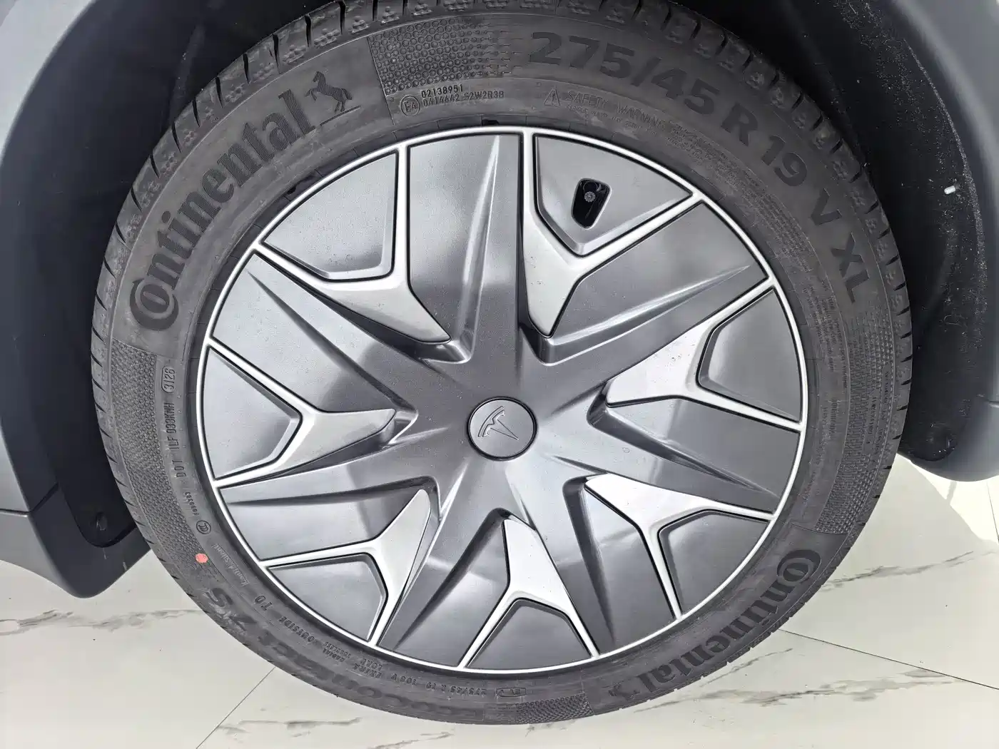 Tesla Model Y L 2026 2025 Facelift Long Range AWD