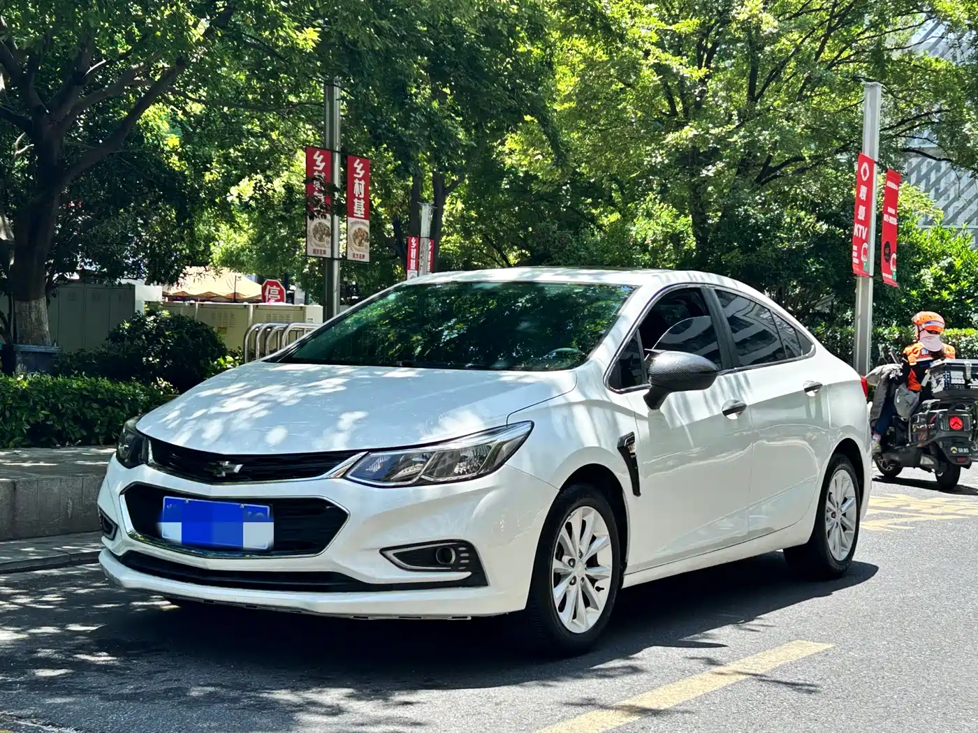 Chevrolet Cruze 2017 1.5L Automatic Pioneer Sunroof