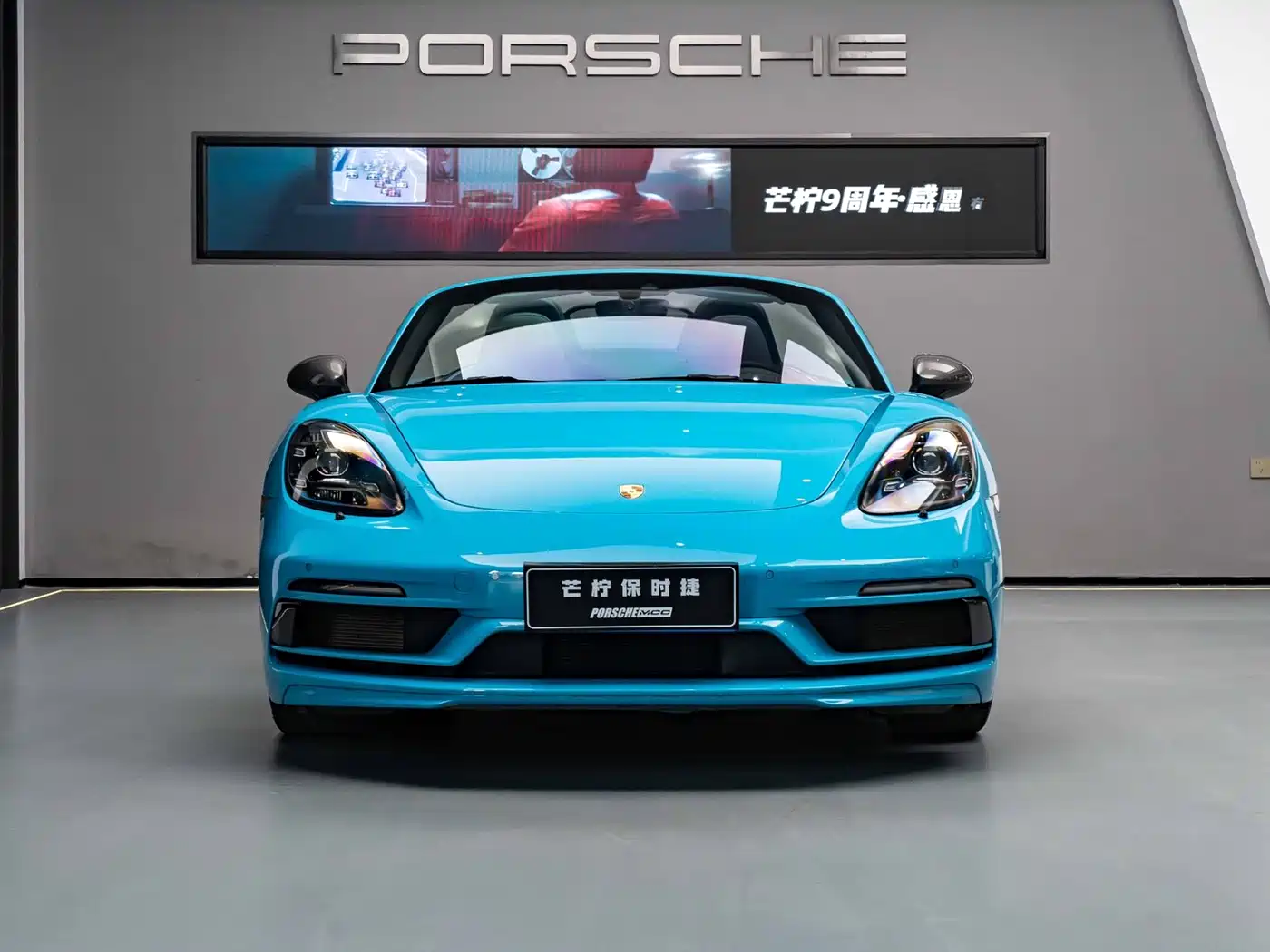 Porsche 718 2019 Boxster T 2.0T фото 2