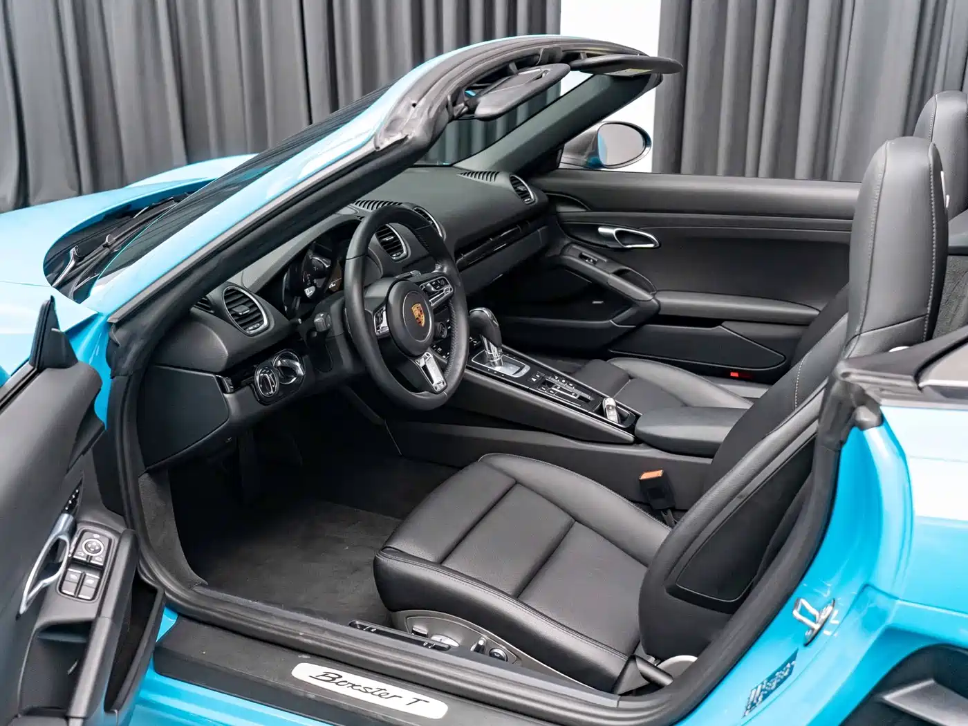 Porsche 718 2019 Boxster T 2.0T фото 10