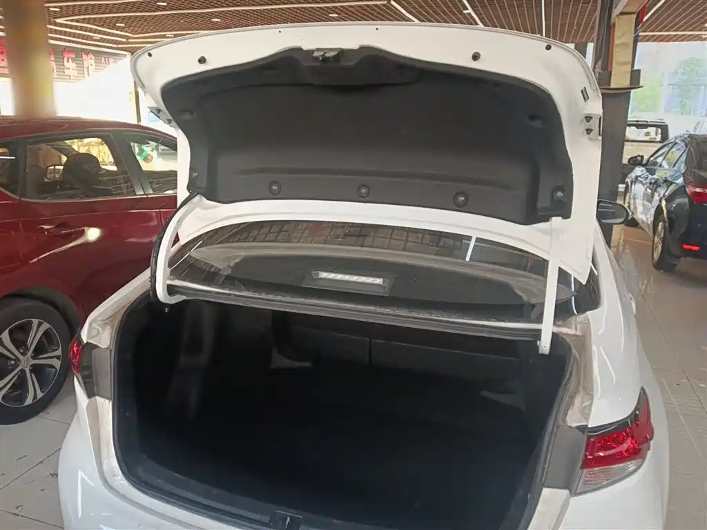 Toyota Levin 2022 Facelift TNGA 1.5L CVT Progressive Edition фото 16