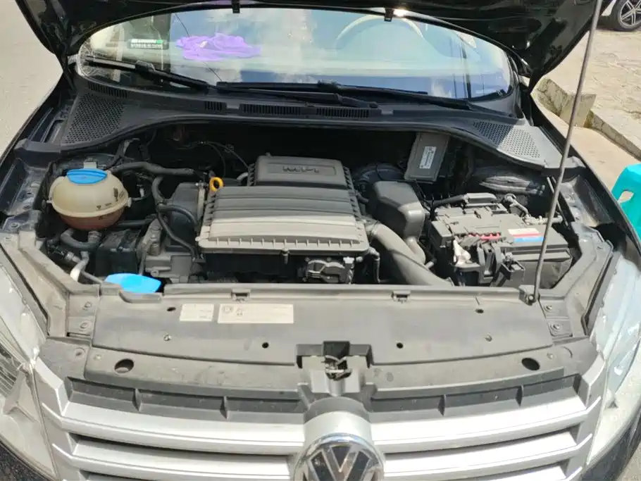 Volkswagen Santana 2015 1.6L Automatic Trend Edition фото 10