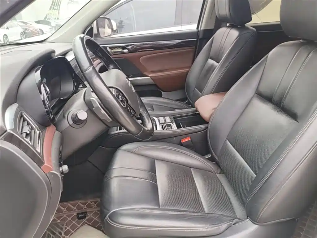 GAC Trumpchi Trumpchi GS8 2017 320T 2WD Luxury Smart Connect (7-seater) фото 15